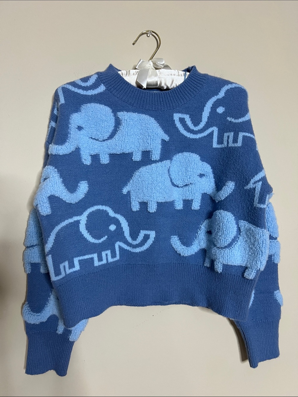 🐘🐘🐘Light Blue Elephant Crewneck Sweater